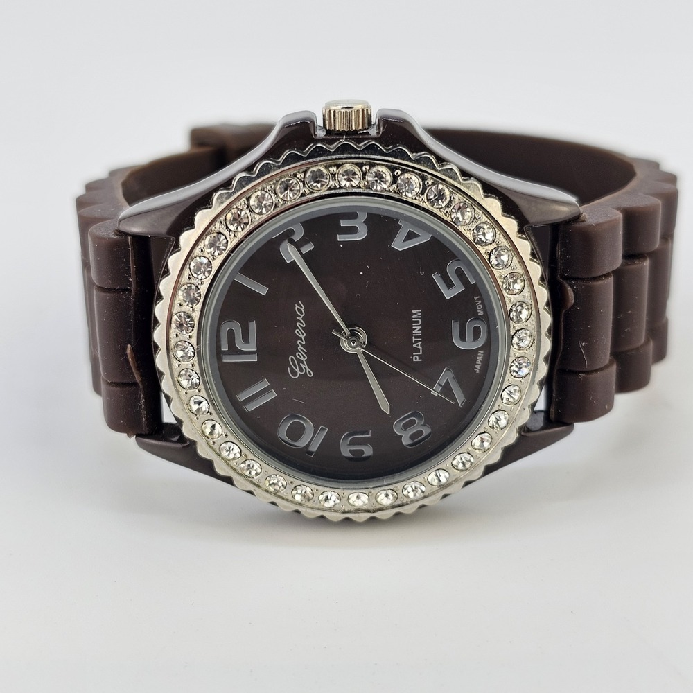 38MM Women's Watch Dark Brown Dial Dark Brown Plastic Bands NEW Battery